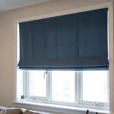 Dlaczego roleta rzymska ucieka na bok — przyczyny i rozwiązania